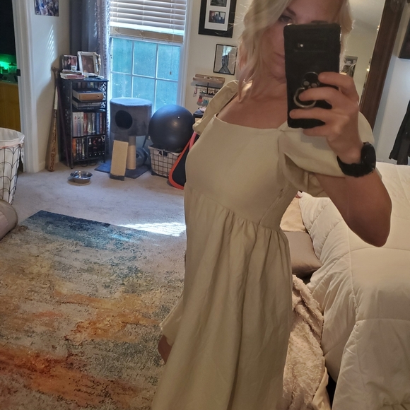 Baby Doll Puff Mini Dress - Picture 4 of 9